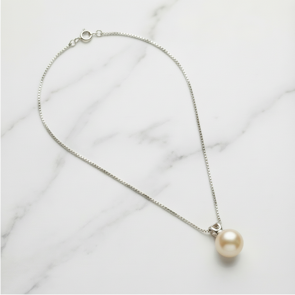 Classic Pearl Solitaire Pendant