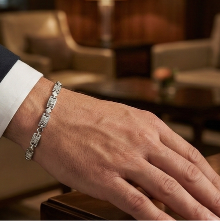 Frostbite Diamond-Cut Link Bracelet