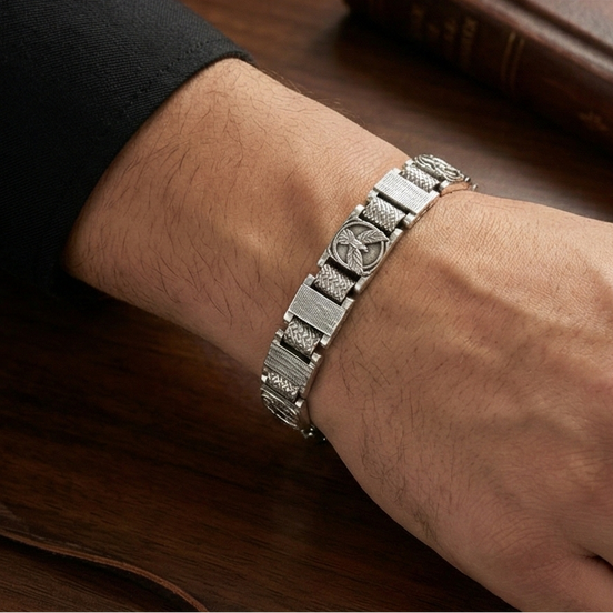 Guardian Crest Heritage Bracelet