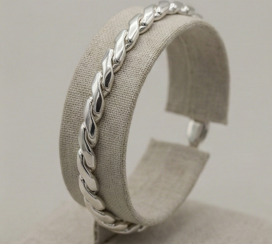 Vento Cuban Bracelet